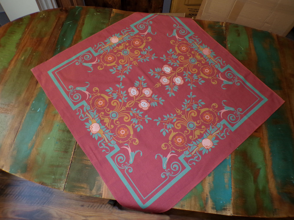 Square tablecloth, center tablecloth, 80 x 80 cm, “Cottage Garden” design, “Pomegranate” colourway (wine red)