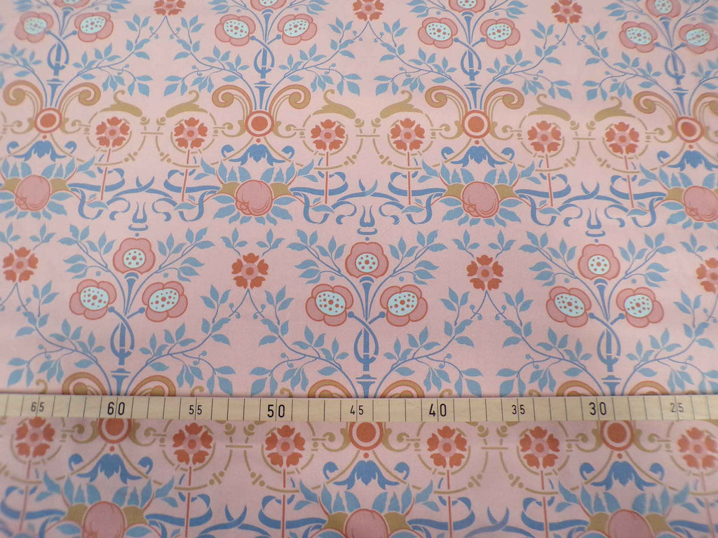 Makosatin, Meterware, Baumwollstoff, Motiv "Bauerngarten", Farbstellung "Hortensie" (Altrosa), Gründerzeitliches/viktorianisches Muster, Landhaus, Trachten, Dirndl Kissen
