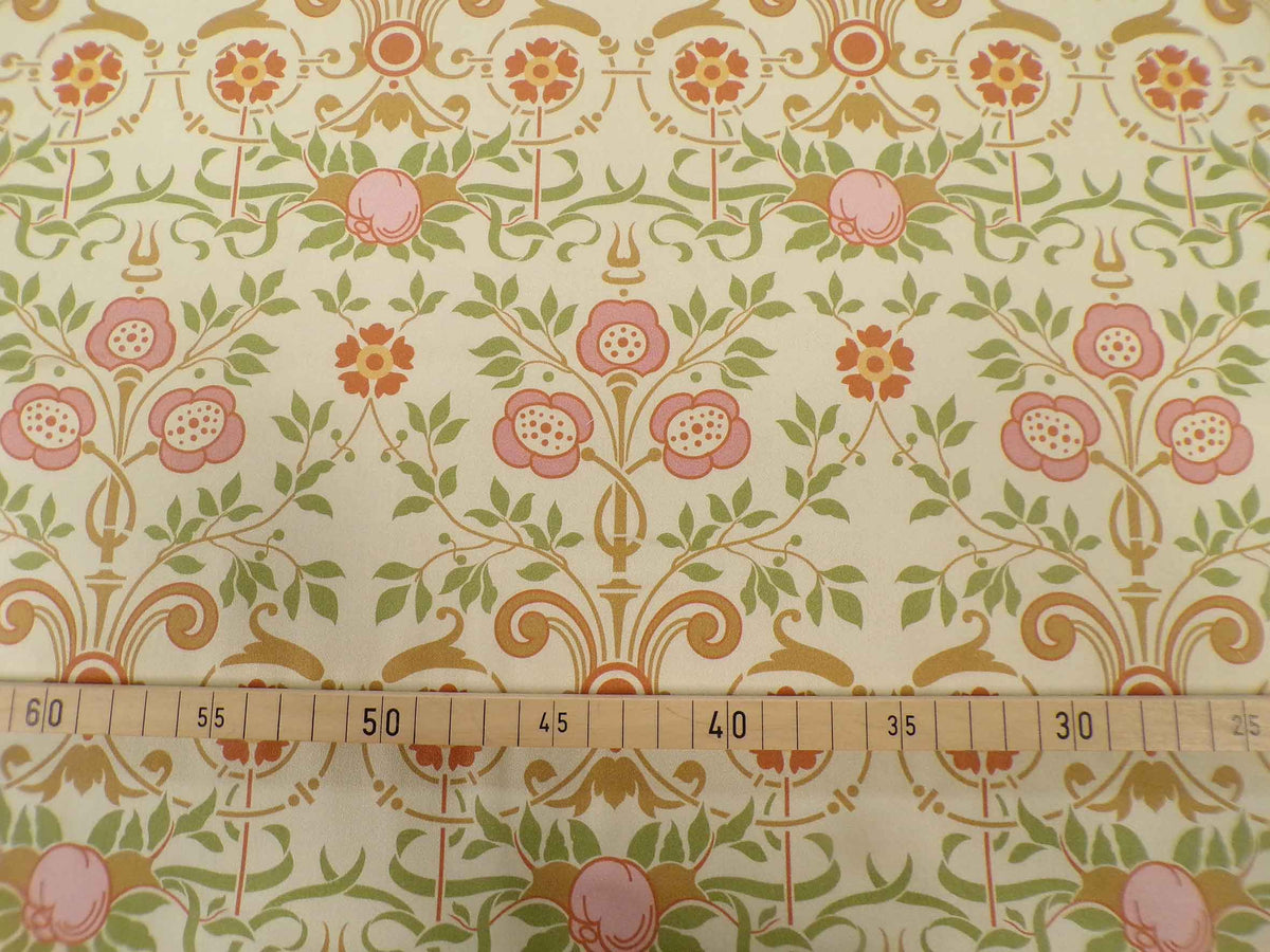 Mako-Satin, Meterware, Motiv Bauerngarten, Farbstellung "Frühlingszauber"(Vanillegelb), Blumen, viktorianisch, Gründerzeit, rosa, braun, grün, floral, Baumwollsatin, Trachten, Dirndl, Bettwäsche,