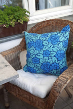 Cushion cover with rose pattern, shades of blue, cotton, with zipper