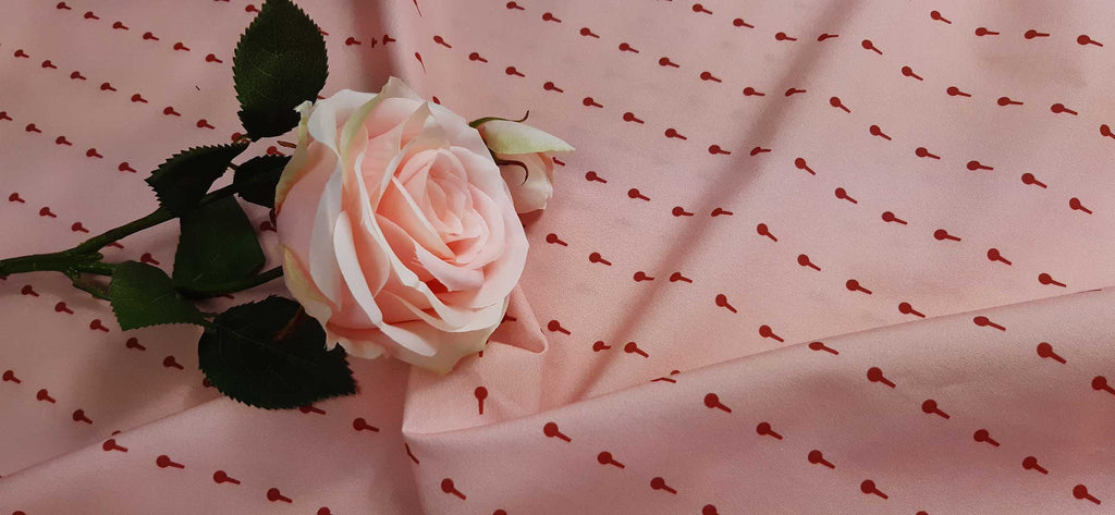 Popeline, Meterware, Baumwollstoff, Motiv Griffel, rosa-dunkelrot, bio, GOTS, Webware, Futtestoff, Blusenstoff, Hemden, Baby, Trachten, Dirndl, Patchworkstoff