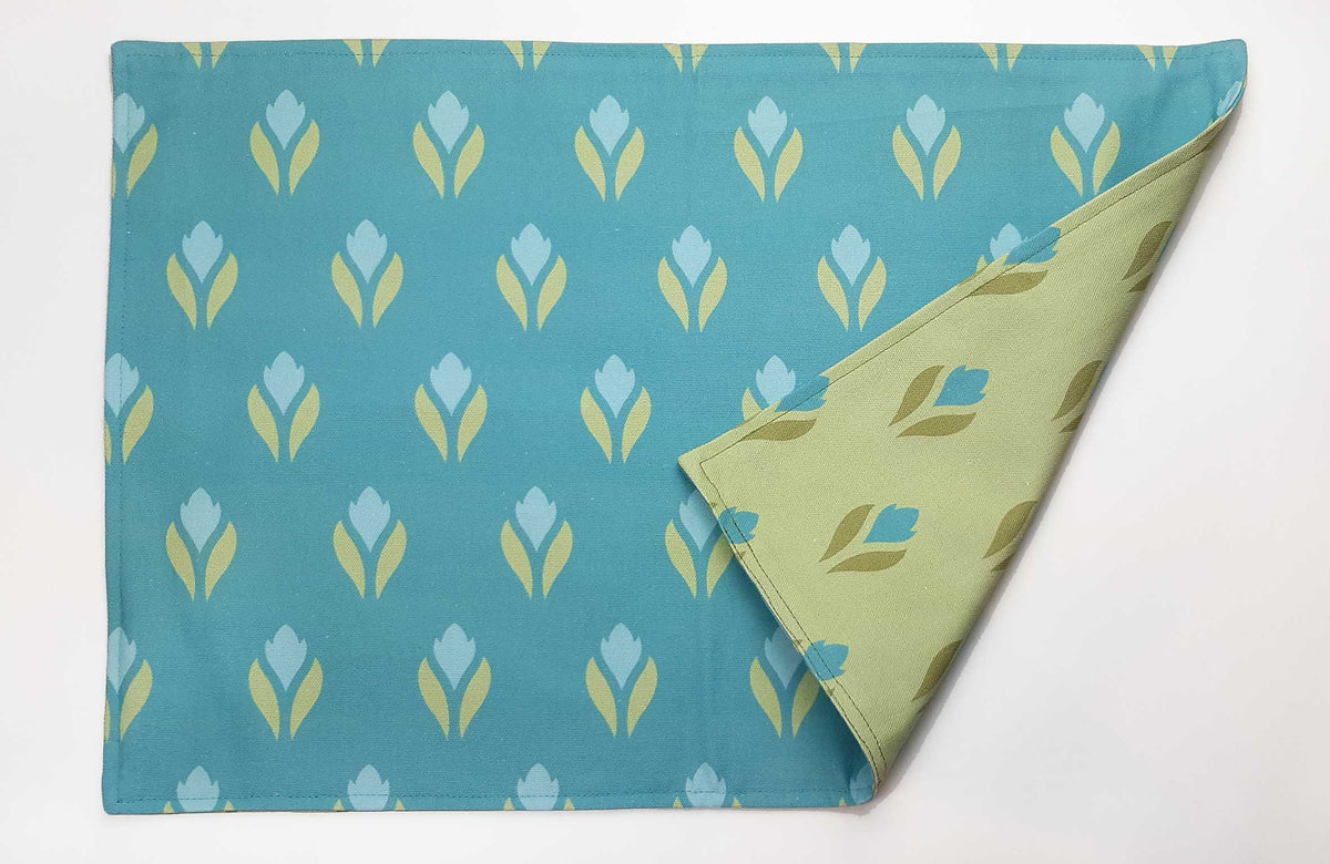 Tischset/Platzset, 50 x 35cm, zum Wenden, Krokusmotiv, Wasserblau-/Grüntöne