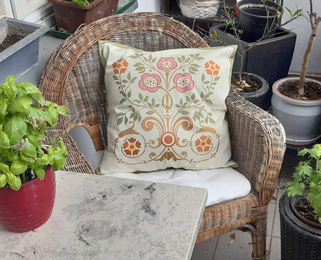 Cushion cover, 50 x 50cm, "Bauerngarten" design, "Frühlingszauber" colorway (vanilla yellow)