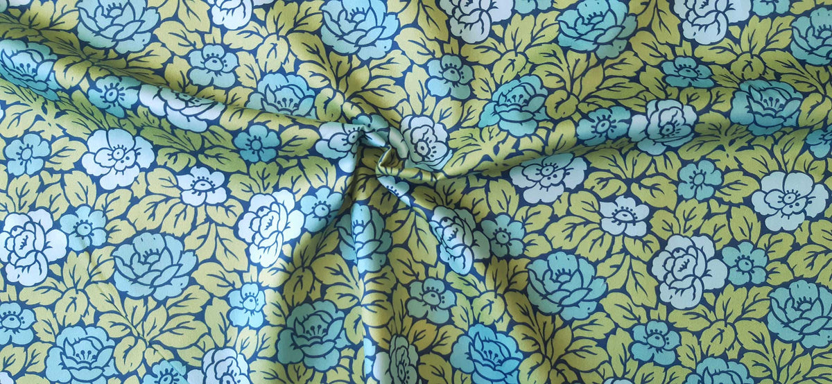 Mako-Satin, Meterware, Baumwolle,  Motiv "Rosen" zweifarbige wasserblaue Blüten, zwei Mustergrößen, türkis-grün-aqua-navy, Muster, Baumwollsatin, glänzend, Bettwäsche, Kleider, Blusen, Hemd