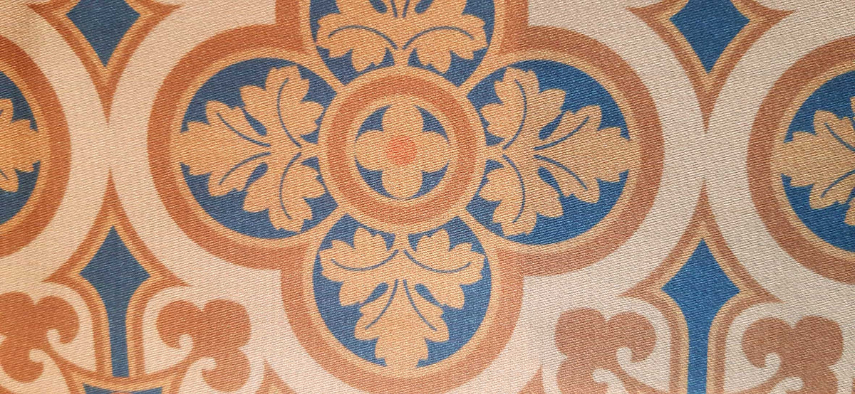 Mako-Satin, Meterware, Baumwolle,  Muster "Herrenhaus" in der Farbstellung Allure hell, zwei Mustergrößen, sand, braun, navy, geometrisch, Fliesenmuster, Hemden, Blusen, Bettwäsche