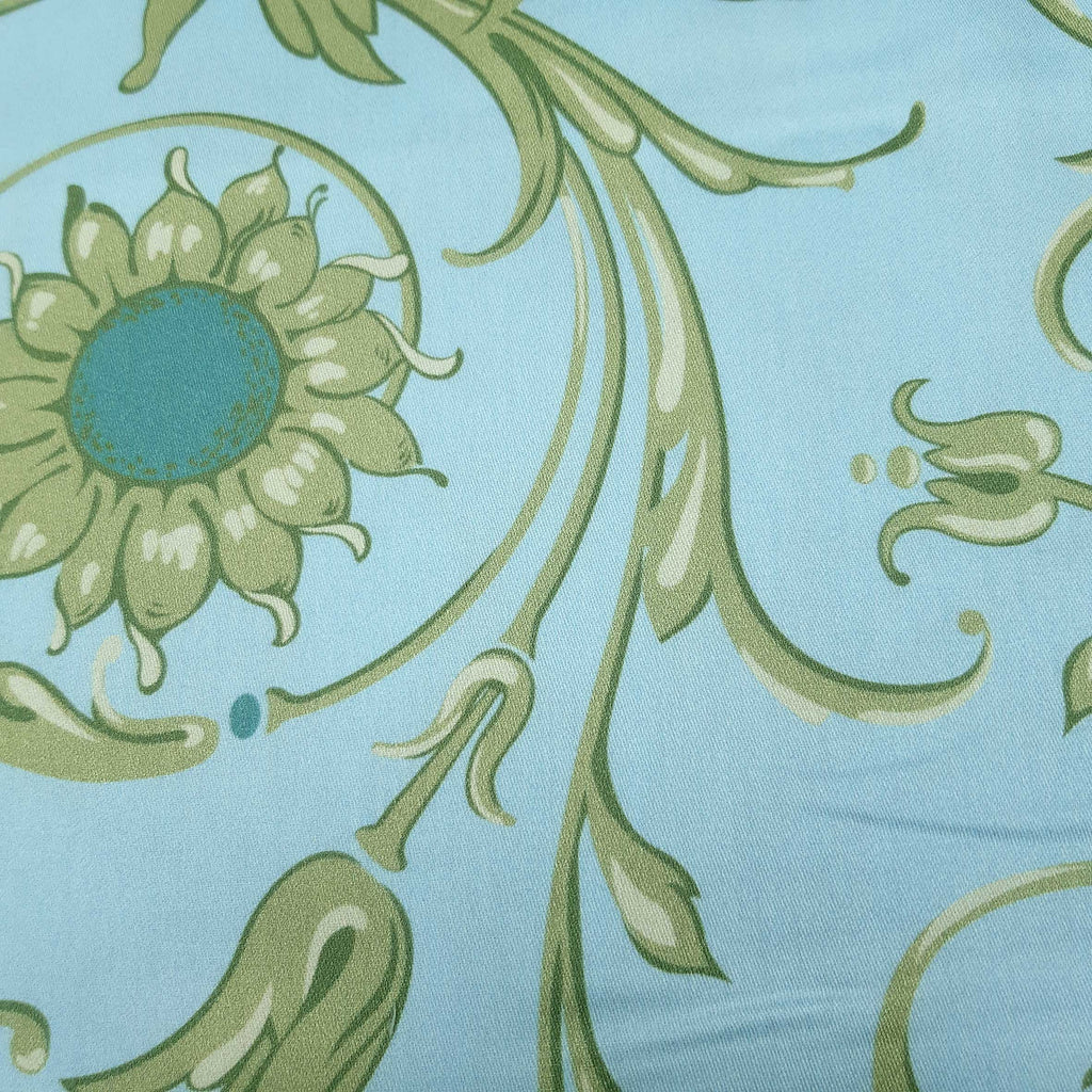 Mako-Satin, Meterware, Baumwolle,  Muster "Feldblume" in der Farbstellung "Wassergeist", Hellblau/grün/türkis/wasserblau, Ranken, Blume, floral,  Sonnenblume, aqua, Bettwäsche, Kleider