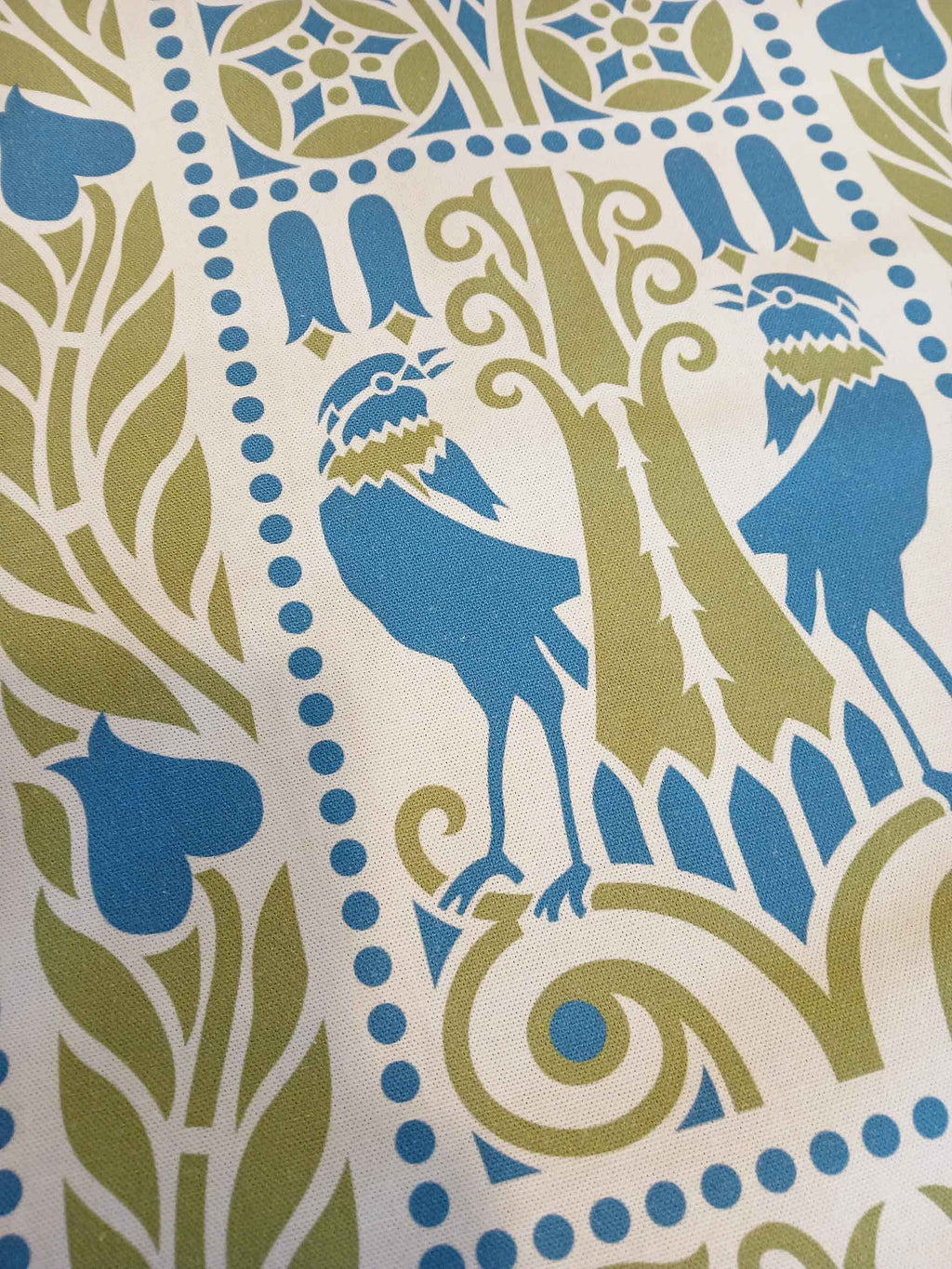 Tischläufer, Raben, Blau-Grün, 40cm breit, verschiedene Längen, Vögel, Vogelmotiv, Jugendstil, Landhausstil, Baumwollstoff