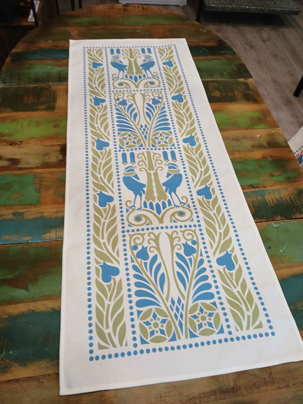 Tischläufer, Raben, Blau-Grün, 40cm breit, verschiedene Längen, Vögel, Vogelmotiv, Jugendstil, Landhausstil, Baumwollstoff