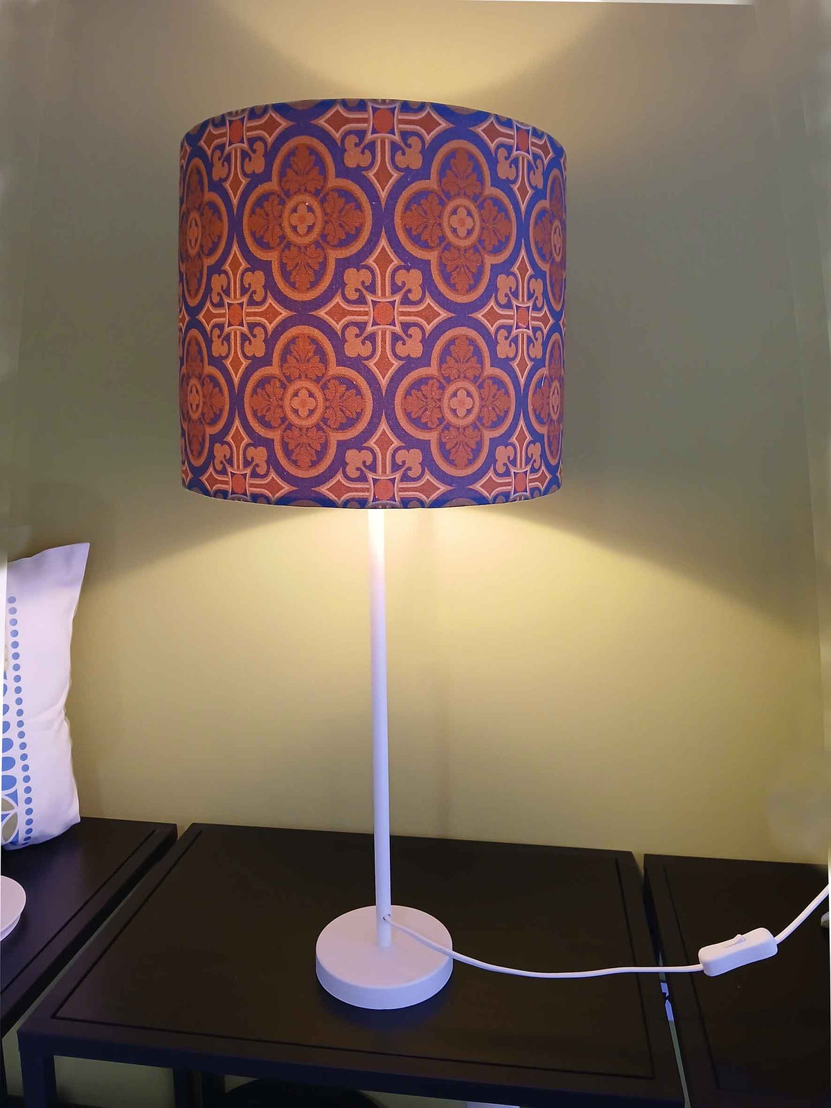 Lampenschirm, Muster "Herrenhaus.  30/40cm x 23cm, Navy/Brauntöne, Innenseite in mattem Goldton