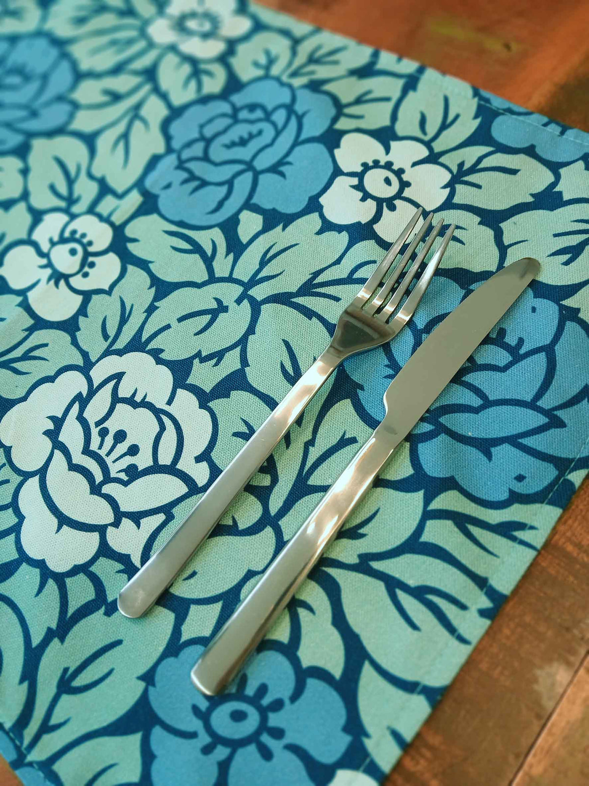 Platzset / Tischset,  Rosenmuster, 50x35cm, zum Wenden, Baumwollstoff. blau/türkis