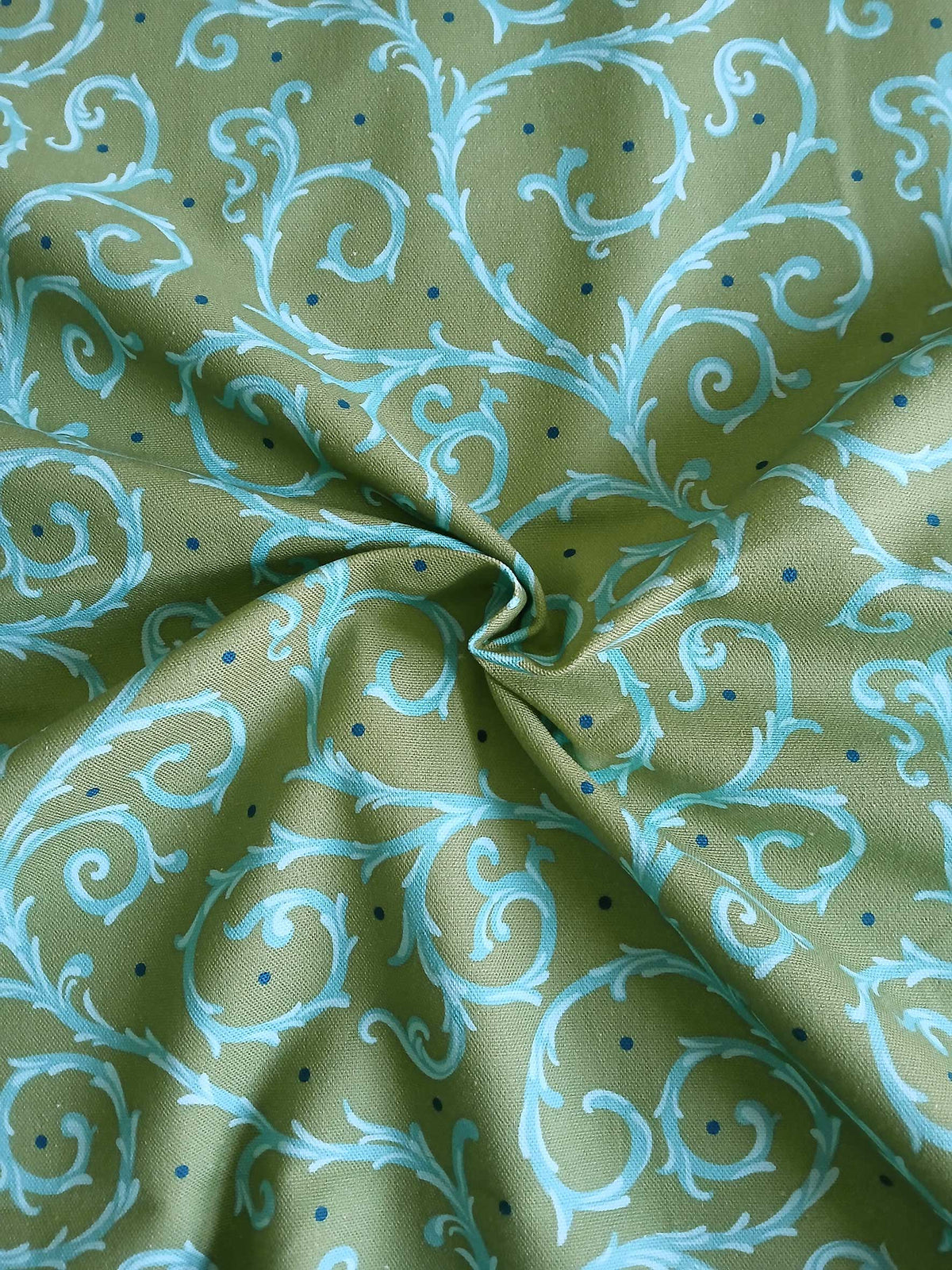 Halbpanama, Meterware, Motiv "Dornenhecke", Grün mit türkisfarbigen Ranken und dunkelblauen Pünktchen, Baumwollstoff, aqua, navy, grün, Kissen, Taschen, Tischdecken, Trachten