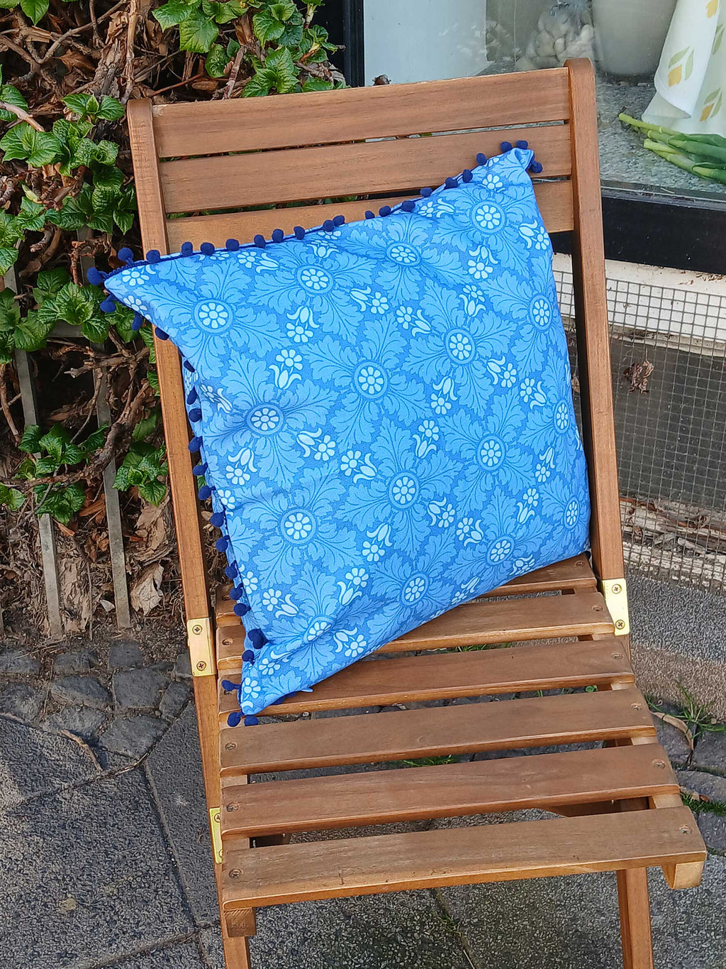 Cushion cover, 50 x 50cm, design "Ice Crystal 3", with dark blue pom-poms, concealed zipper, cotton fabric