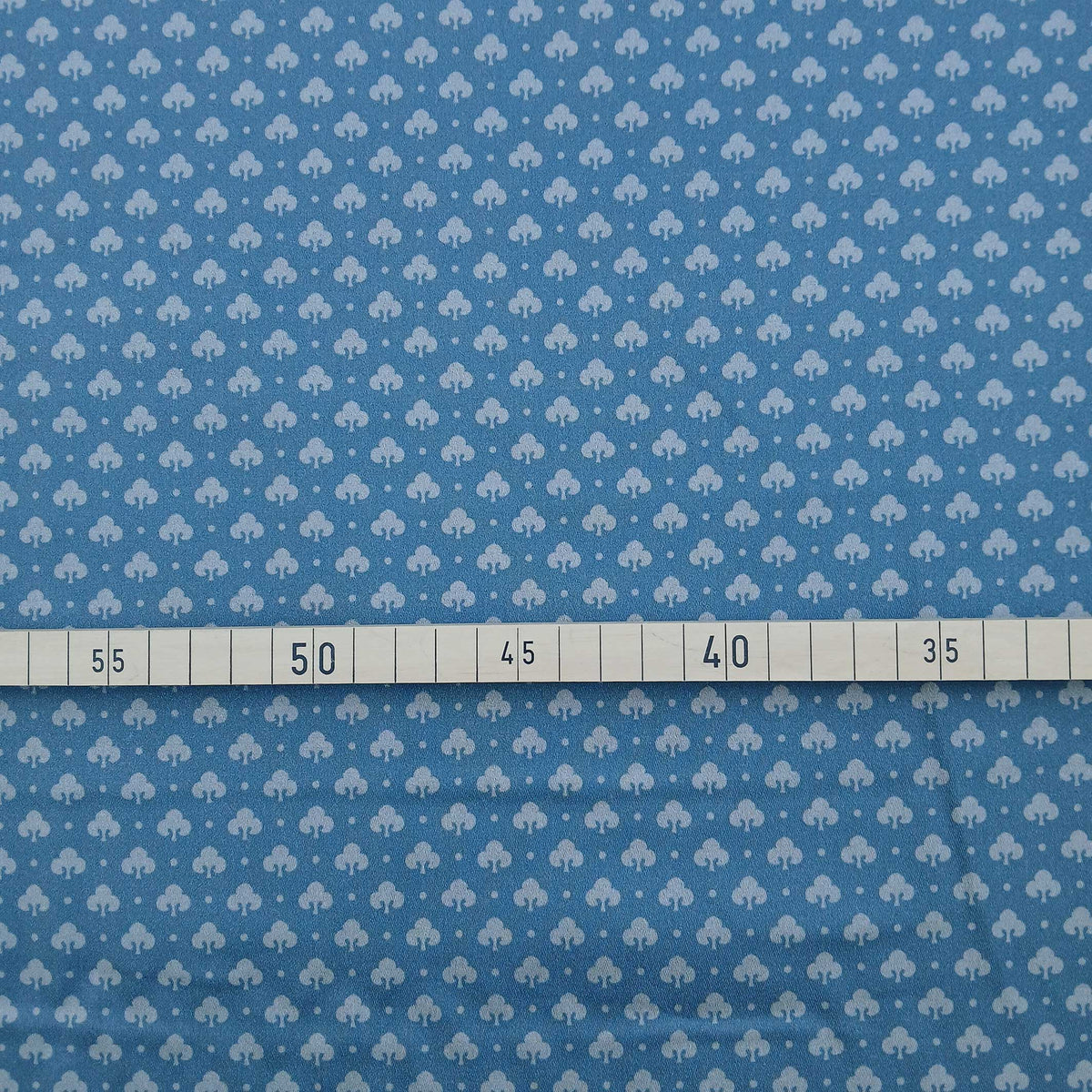Mako-Satin, Meterware,  Muster "Klee", dunkelblau/grau, 160cm, Baumwoll-Satin, Bluse Hemd Bettwäsche, Baumwollsatin, glänzend, Streumuster, Lilie