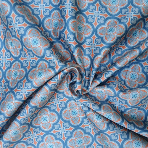 Dunkelblauer Mako-Satin, Meterware, Baumwolle,  "Herrenhaus", dunkelblau/grau-ziegelrot, zwei Mustergrößen, Fliesenmuster, geometrisch, Baumwollsatin, glänzend, Blusen, Hemden, Bettwäsche