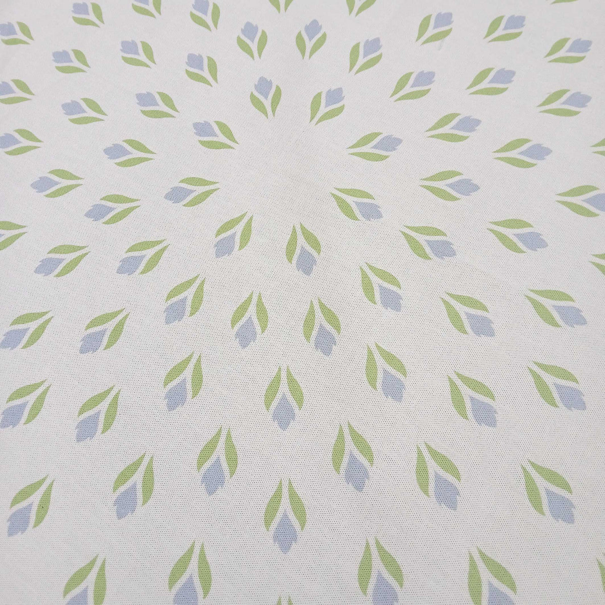Quadratische Tischdecke,  Mitteldecke, 75x75cm, weiss, hellblau, hellgrün, Baumwollstoff, Krokus Tulpen
