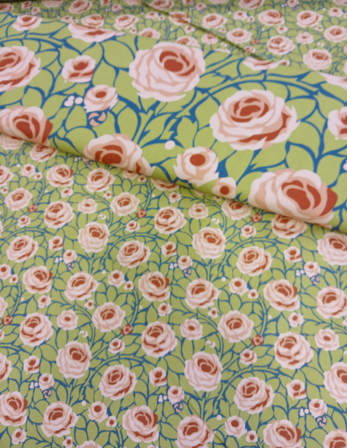Halbpanama, Meterware, Baumwollstoff, navy-grün-Rosatöne, Rosen, Landhausstil, Muster "Weg zum Turm", für Trachtenmode, Dirndl, Kissen, Tischdecken