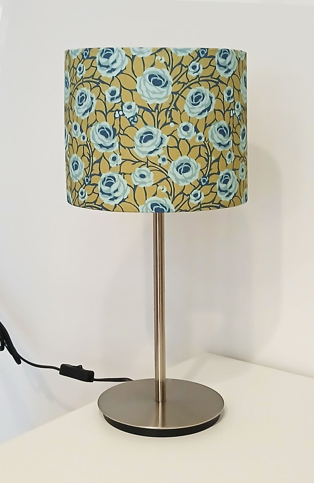 Lampenschirm, Rosen, navy-aqua-grün, 20cm  Durchmesser, zylindrisch, Muster "Weg zum Turm", 16cm hoch, Tischlampe