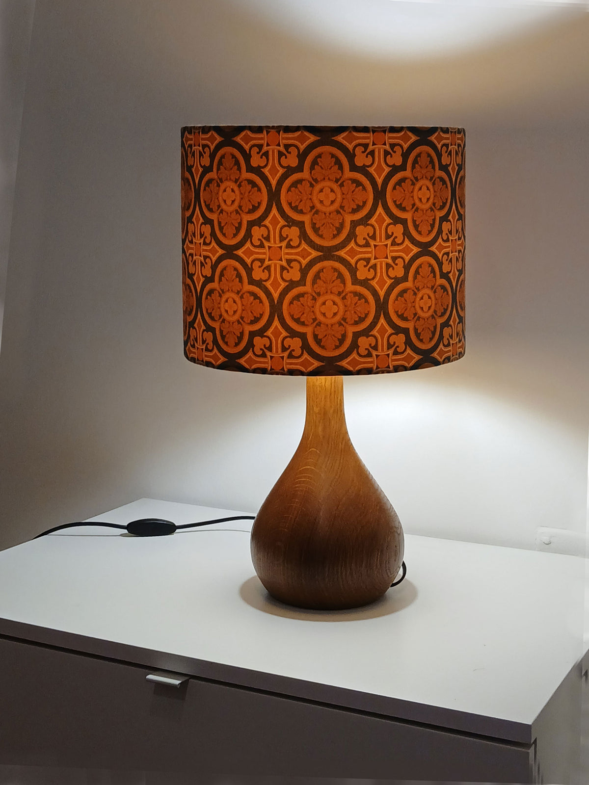 Lampenschirm, Muster "Herrenhaus.  30/40cm x 23cm, Navy/Brauntöne, Innenseite in mattem Goldton