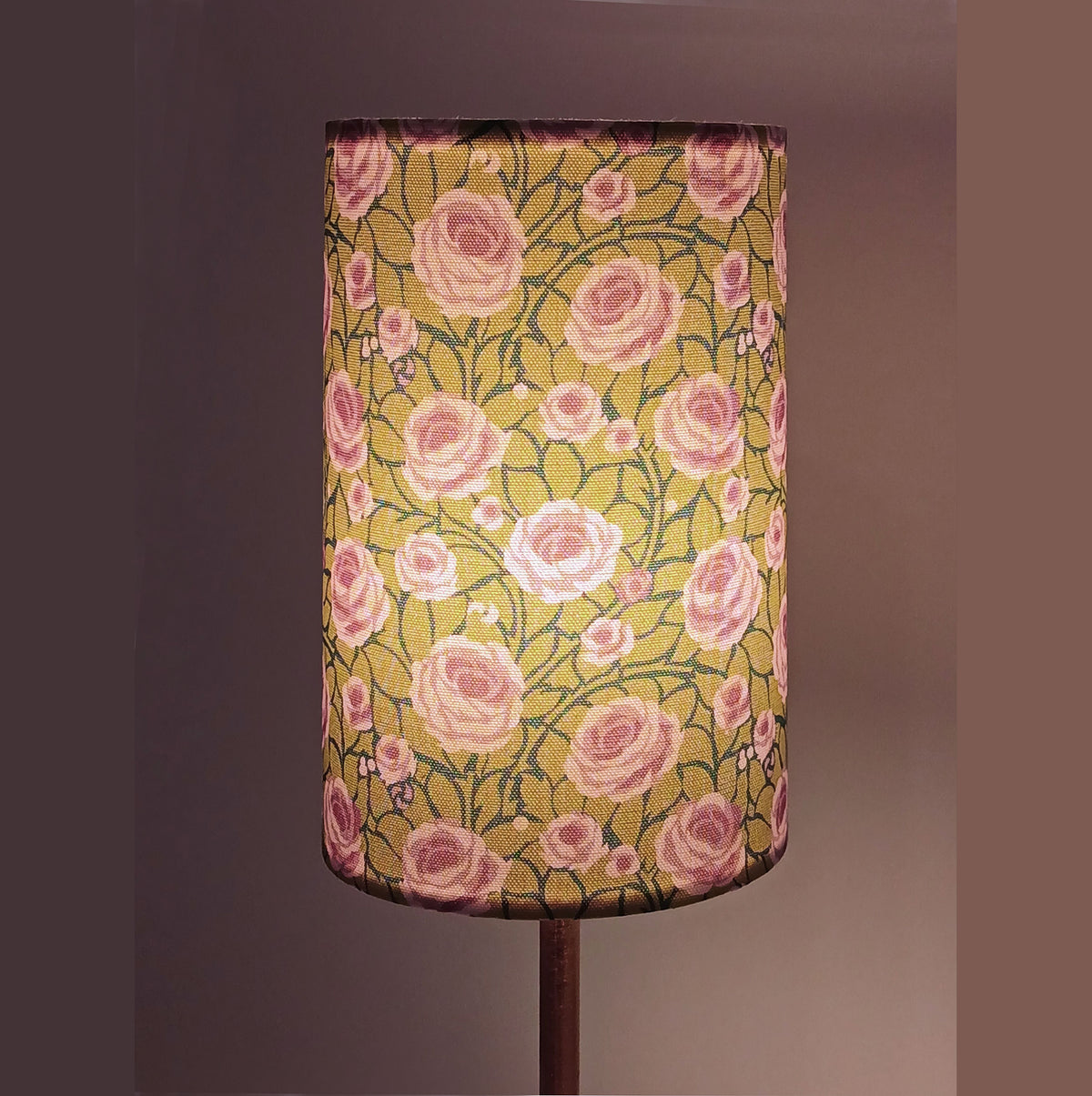Lampenschirm, Rosen, navy-Violetttöne-grün, 15cm  Durchmesser, zylindrisch, Muster "Weg zum Turm", 23cm hoch, Tischlampe