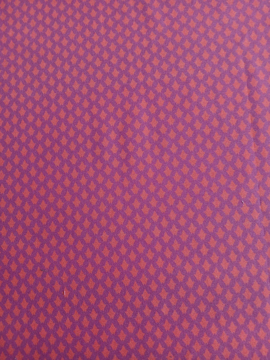 Poplin, cotton fabric by the metre, thistles, red-violet/light red/coral red, GOTS-certified organic, woven fabric, blouse fabric, shirting fabric, traditional clothing, patchwork, dirndls