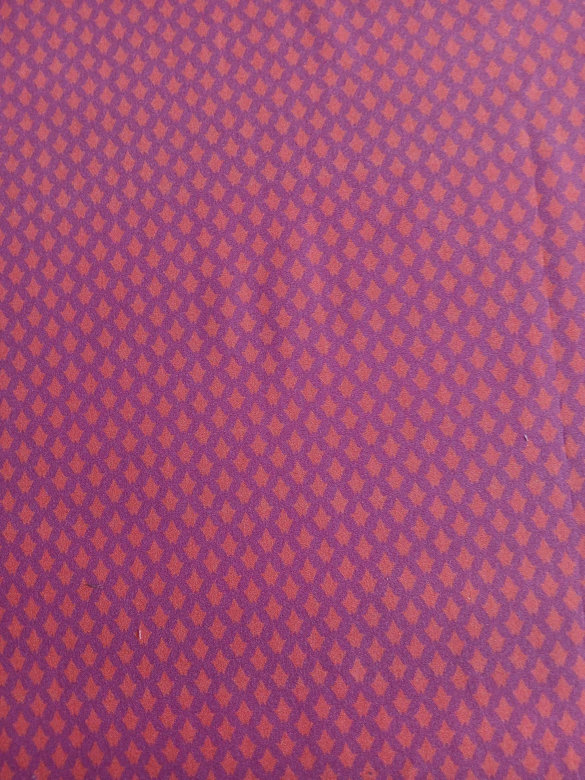 Poplin, cotton fabric by the metre, thistles, red-violet/light red/coral red, GOTS-certified organic, woven fabric, blouse fabric, shirting fabric, traditional clothing, patchwork, dirndls
