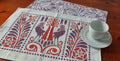 Platzset / Tischset, zweiseitig, Flieder/Rot, 50x35cm, Baumwollstoff, zum Wenden, Vogelmotiv, Jugendstil, Vögel, Landhausstil