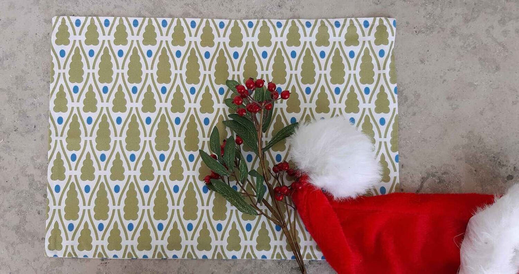 Placemat / Table mat, Christmas/Easter, White, 50 x 35 cm, Reversible, Cotton Fabric