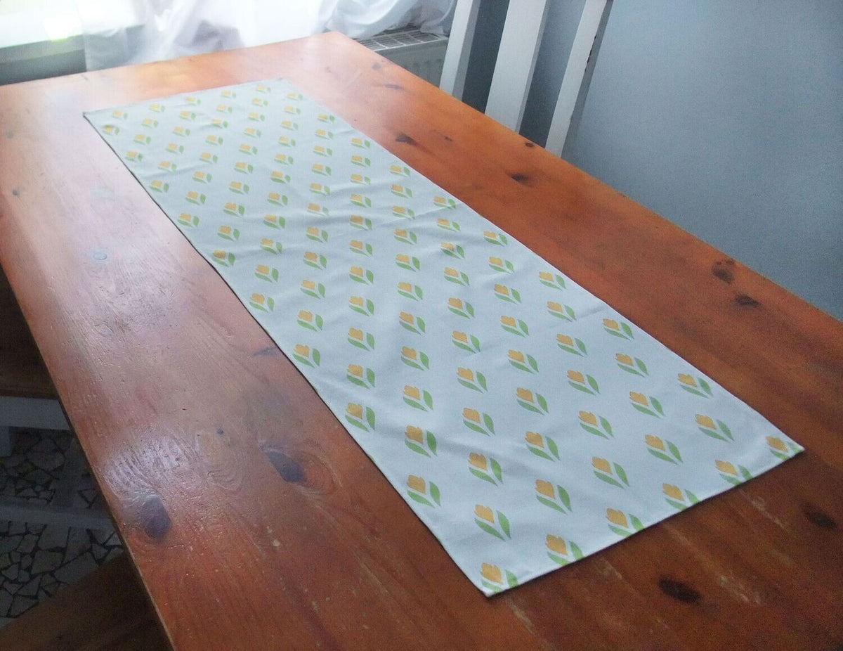 Tischläufer, 40 x 120cm, Krokusmotiv, weiß-gelb, Ostern, Frühling