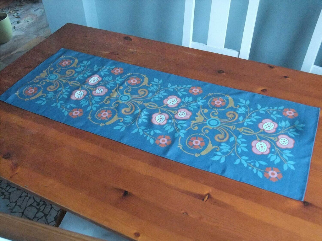 Table runner, two lengths, "Bauerngarten" design, "Sommernacht" colorway (dark blue)