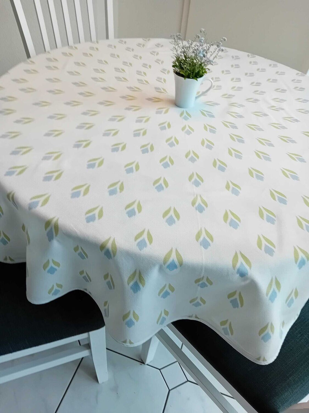 Round tablecloth, crocus motif, white, light blue and light green, Easter, spring pattern, cotton