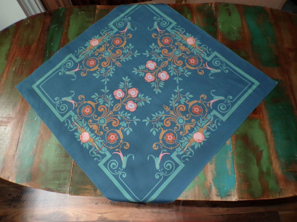 Square tablecloth, table topper, 80 × 80 cm, “Cottage Garden” design, “Summer Night” colorway (dark blue)