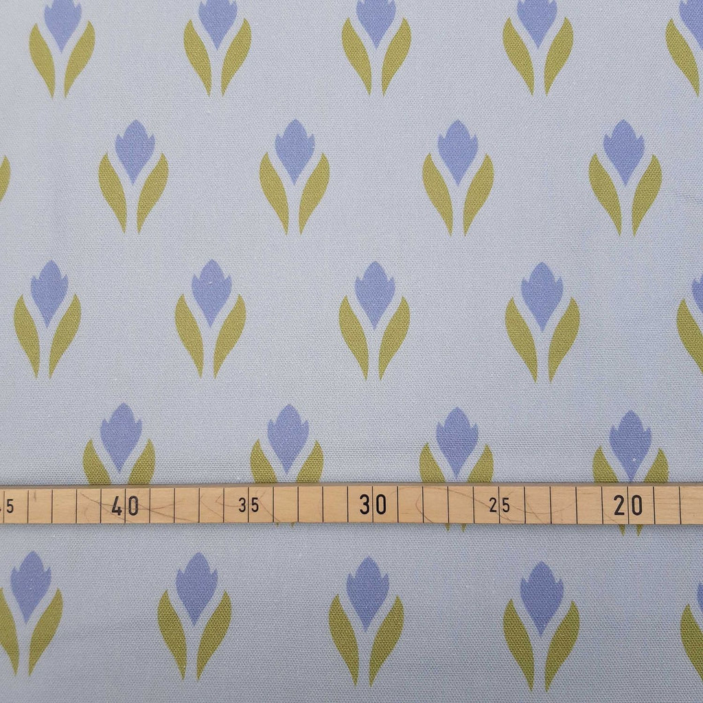 Meterware Halbpanama, Krokusmotiv, hellblau-grün, Baumwollstoff , 200g/qm, Ostern, ultramarinblau, Tulpen, Frühling, Taschenprojekte, Kissen, Tischdecken