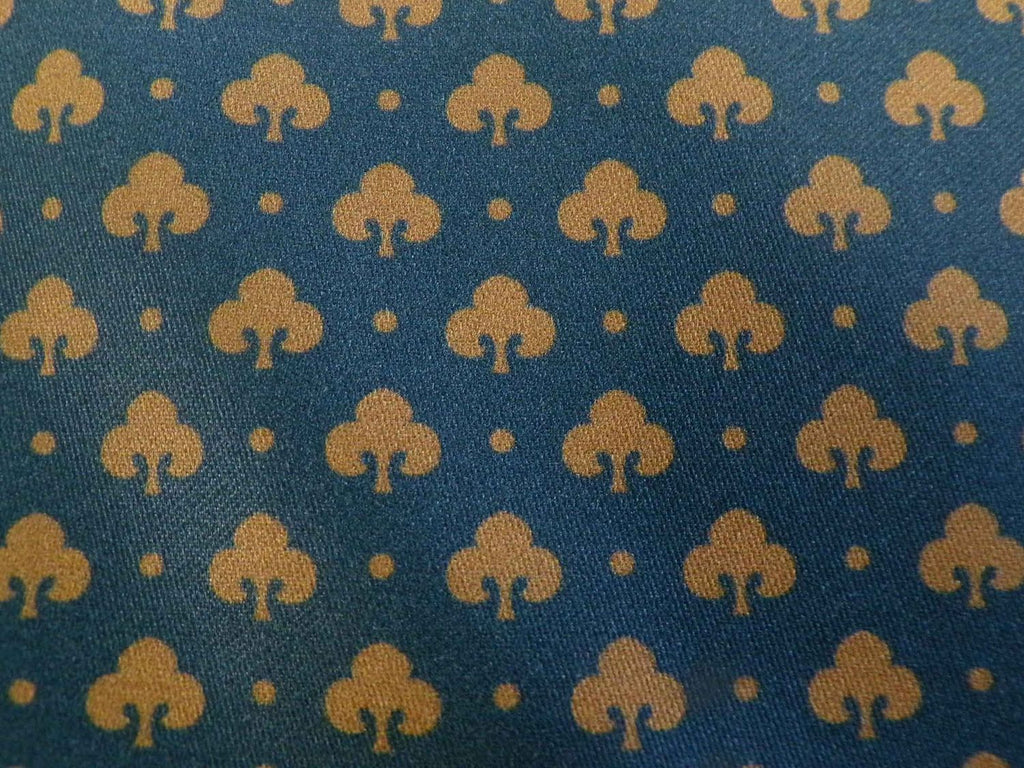 Mako sateen, fabric by the meter, cotton, “Clover” pattern, dark blue/light brown, scattered pattern, navy, tan, lily, cotton sateen, bedding, shiny, shirts, blouses