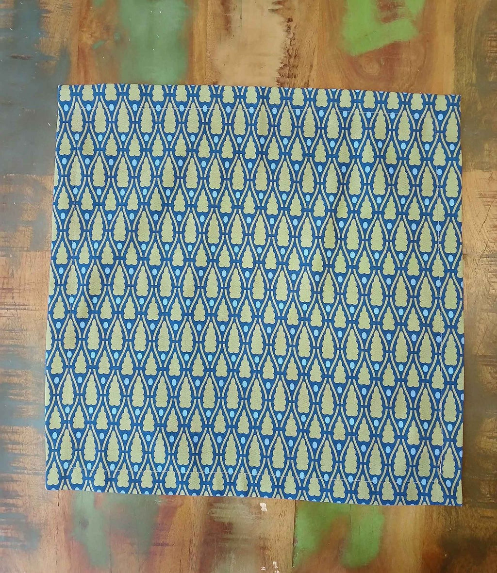 Cloth napkin, 40x40cm, 100% cotton, navy with green little trees and blue dots, small table runner, Christmas