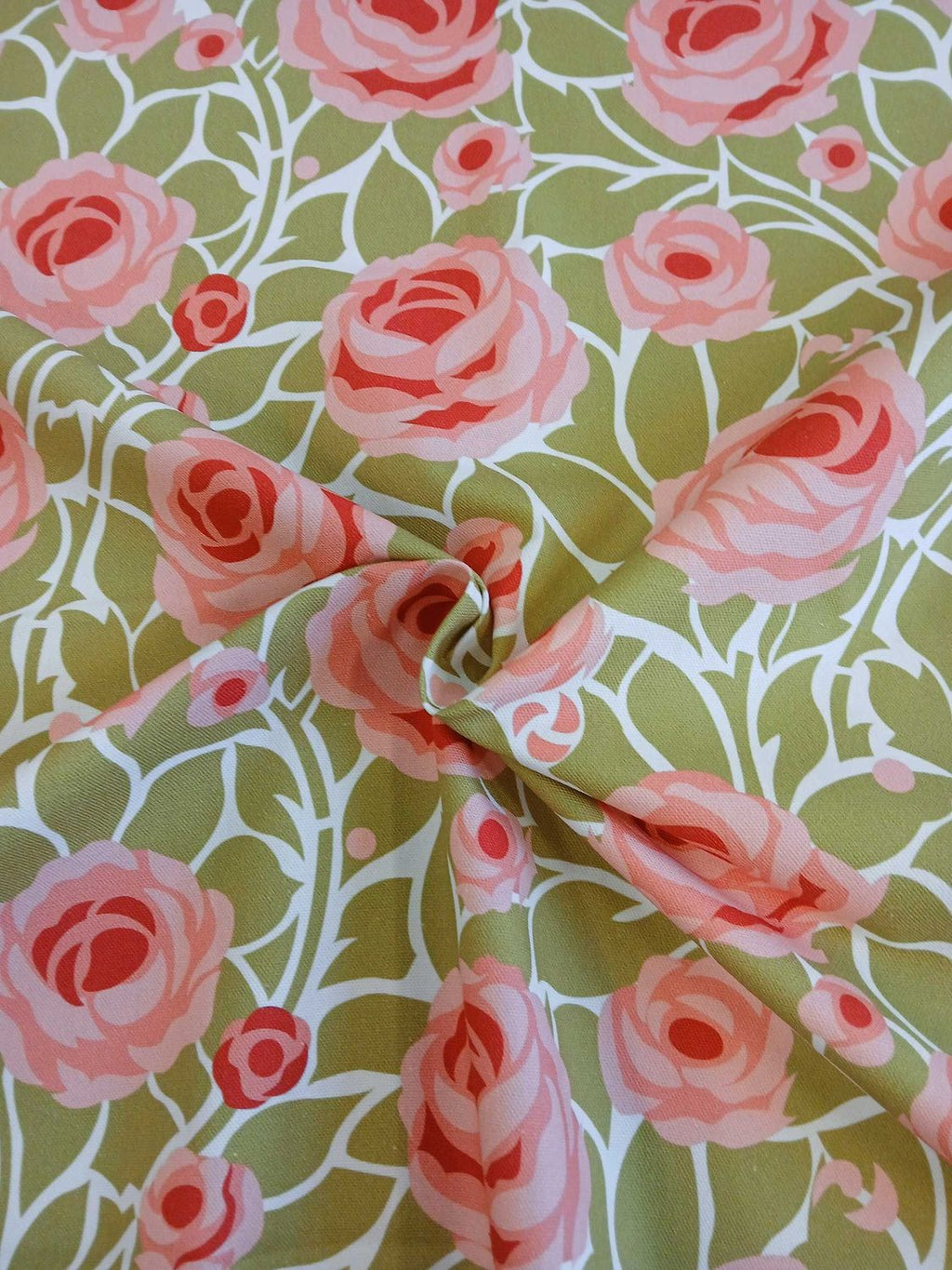 Halbpanama, Meterware, Baumwollstoff, weiß-grün-Rosatöne, Rosen, Landhausstil, Muster "Weg zum Turm", für Kissen, Taschenprojekte, Tischdecken