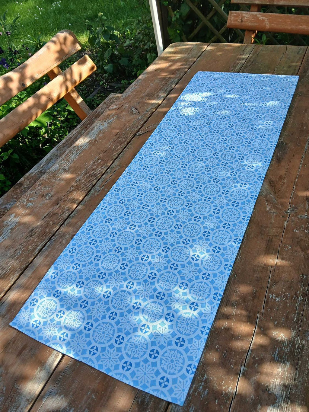 Tischläufer,  weiß-jeansblau-blau, 40x120cm, "Schnee 2"
