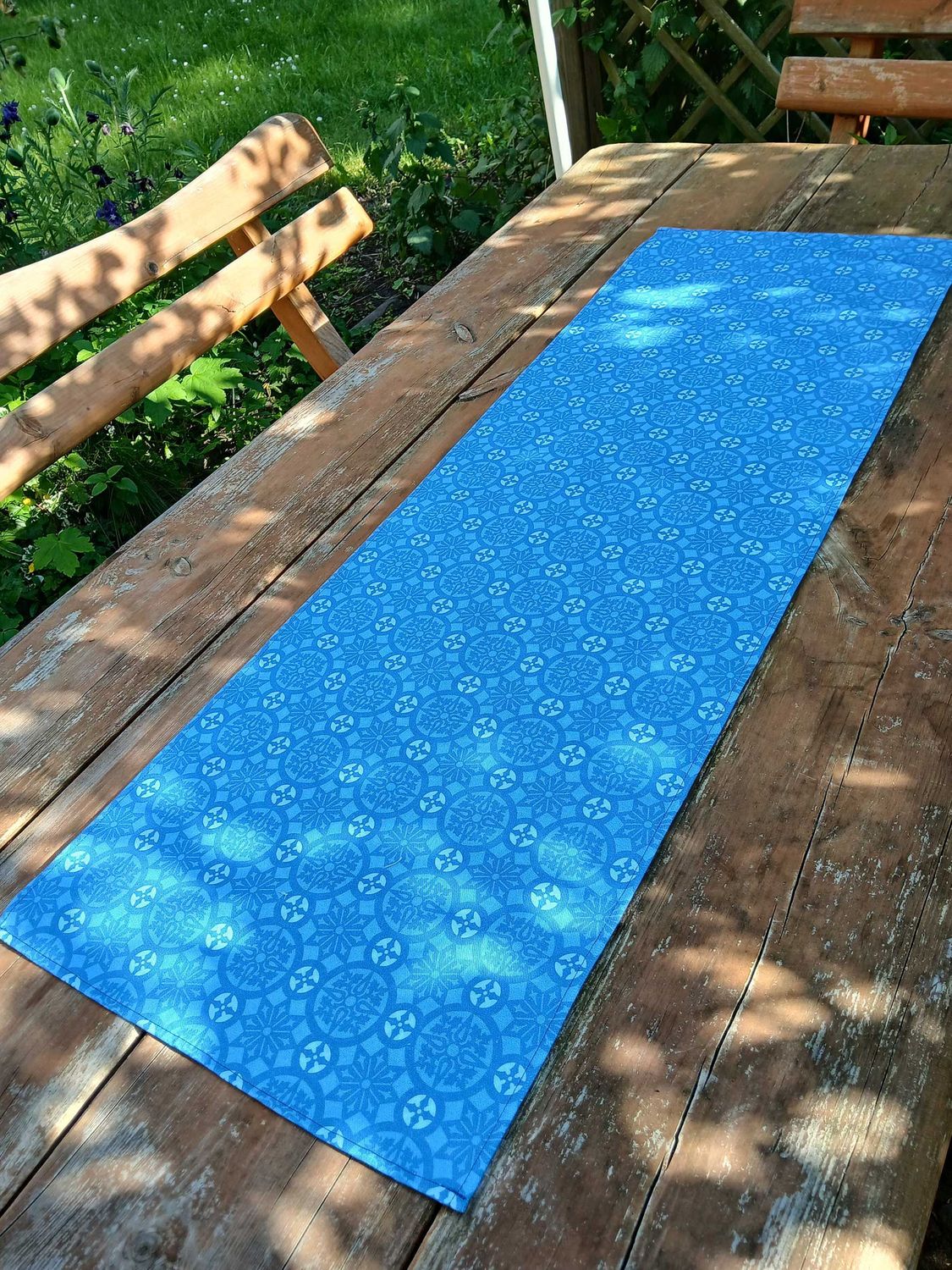 Tischläufer,  blau-jeansblau-hellblau, 40x120cm, "Schnee 4"
