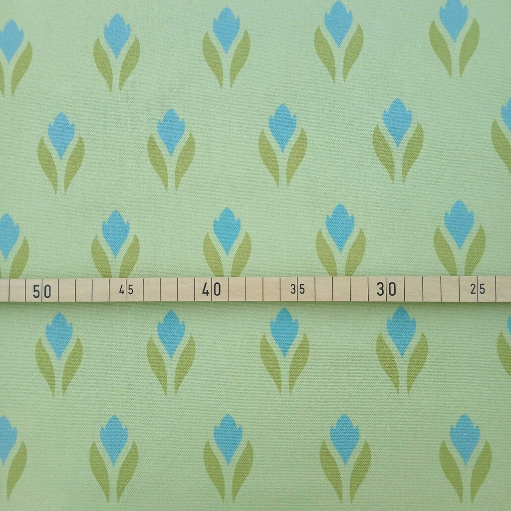 Half-width calico by the metre, crocus motif, light green, cotton fabric, 200 g/m², Easter, spring, turquoise, green, tulips, bag project, cushions, tablecloths