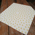 Quadratische Tischdecke,  Mitteldecke, 75x75cm, weiss, gelb, hellgrün, Baumwollstoff, Krokus Tulpen
