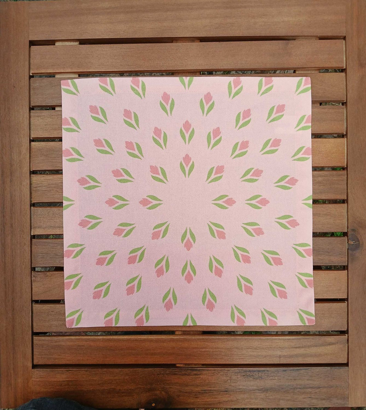 Fabric napkin, 40x40cm, 100% cotton, pink, crocuses, light green/salmon, with 25mm mitered hem, table runner