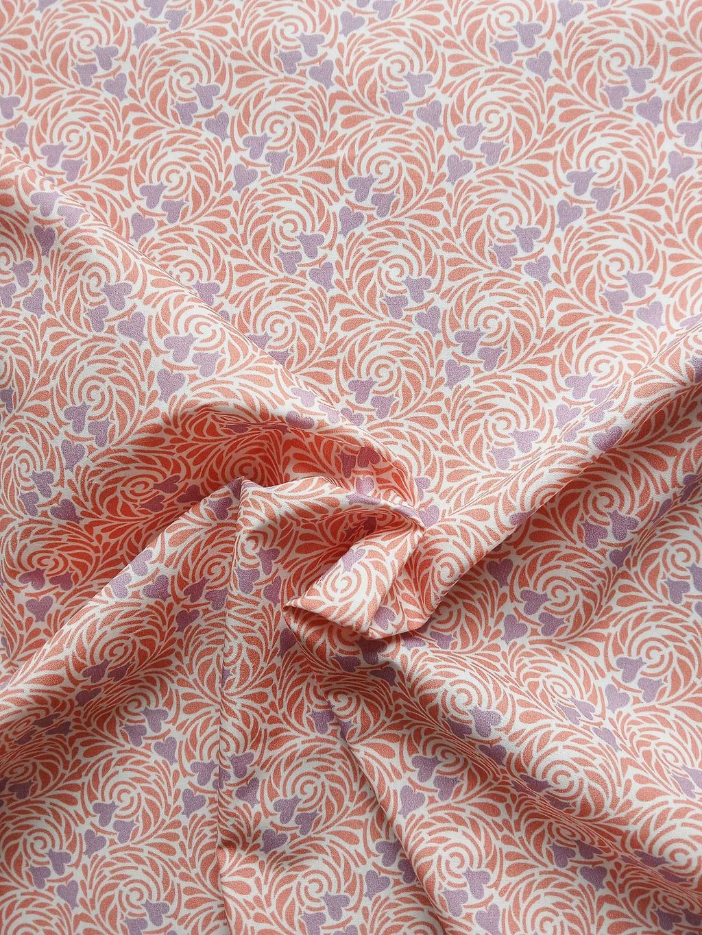 Popeline, Meterware, Baumwollstoff, GOTS, bio, Motiv Rabenwiese, rosa-violett, bio, weißer Grundton, Blusenstoff, Hemdenstoff, Futterstoff, Webware, Trachten, Dirndl, Patchwork