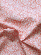 Popeline, Meterware, Baumwollstoff, Motiv Rabenwiese, lachsfarbig, bio, weißer Grundton, GOTS, Blusenstoff, Hemdenstoff, Webware, Futterstoff, Trachten, Dirndl, Patchworkstoff
