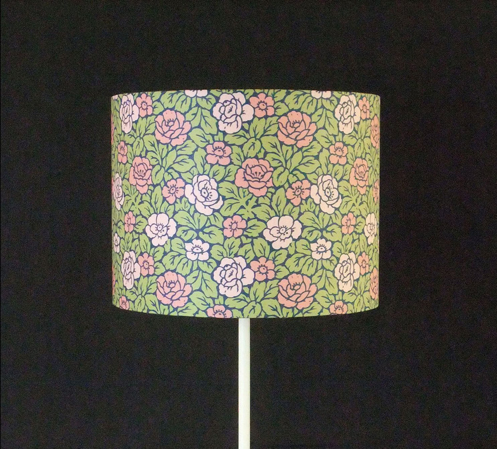Lampenschirm, Rosenmuster, grün/navy, Rosatöne, 30x23cm