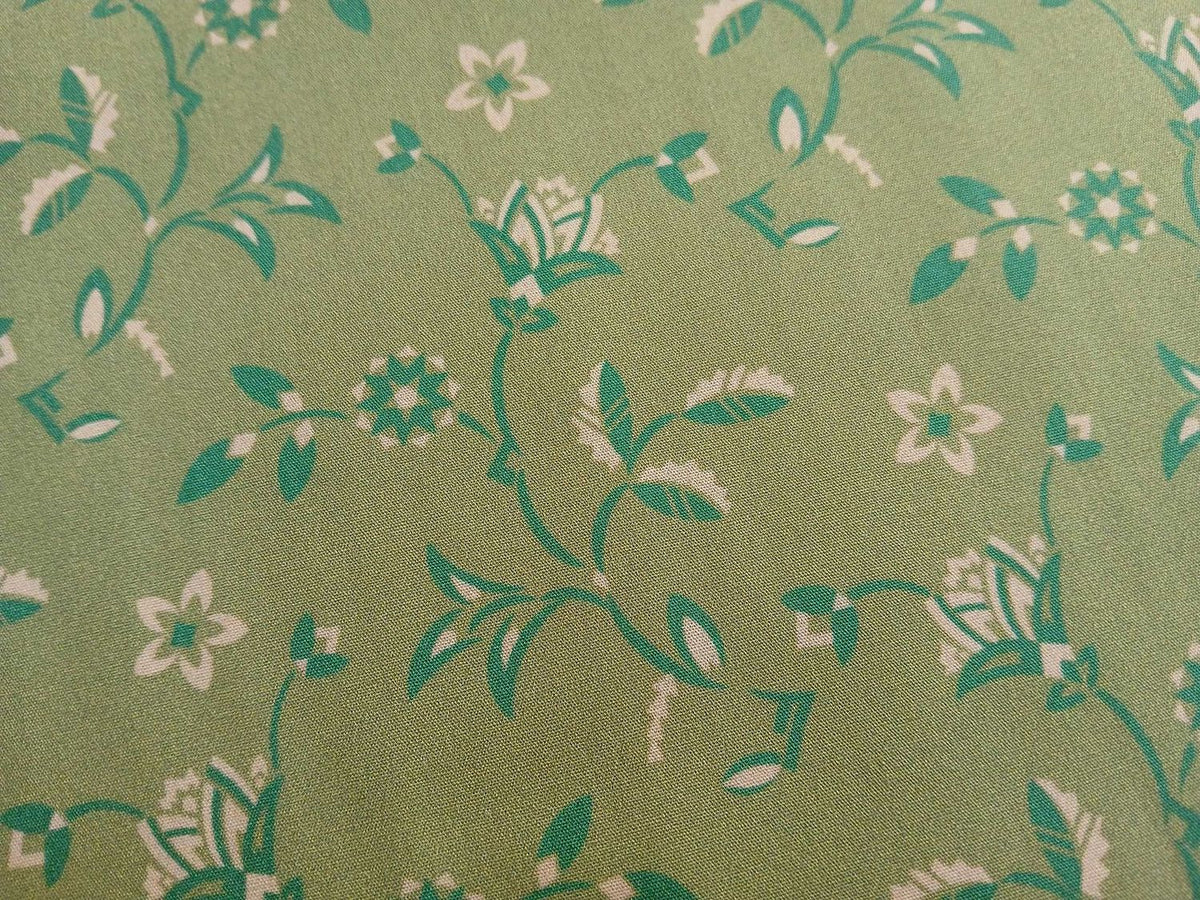 Popeline, Baumwollstoff, Meterware, Disteln, pistaziengrün/grün/vanille, GOTS, bio, Webware, Blusenstoff, Hemdenstoff, Trachten, Patchwork, Dirndl