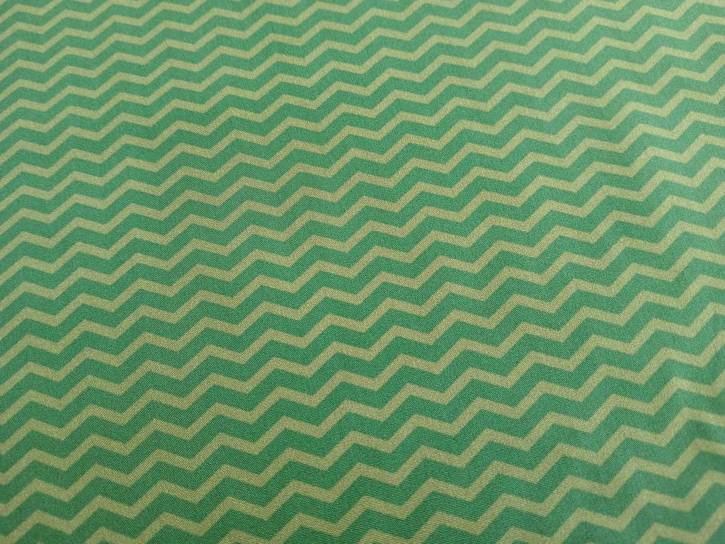Poplin, cotton fabric, sold by the metre, zigzag pattern, pistachio green/green, GOTS-certified organic, woven fabric, blouse fabric, shirt fabric, traditional attire, patchwork, dirndl dresses