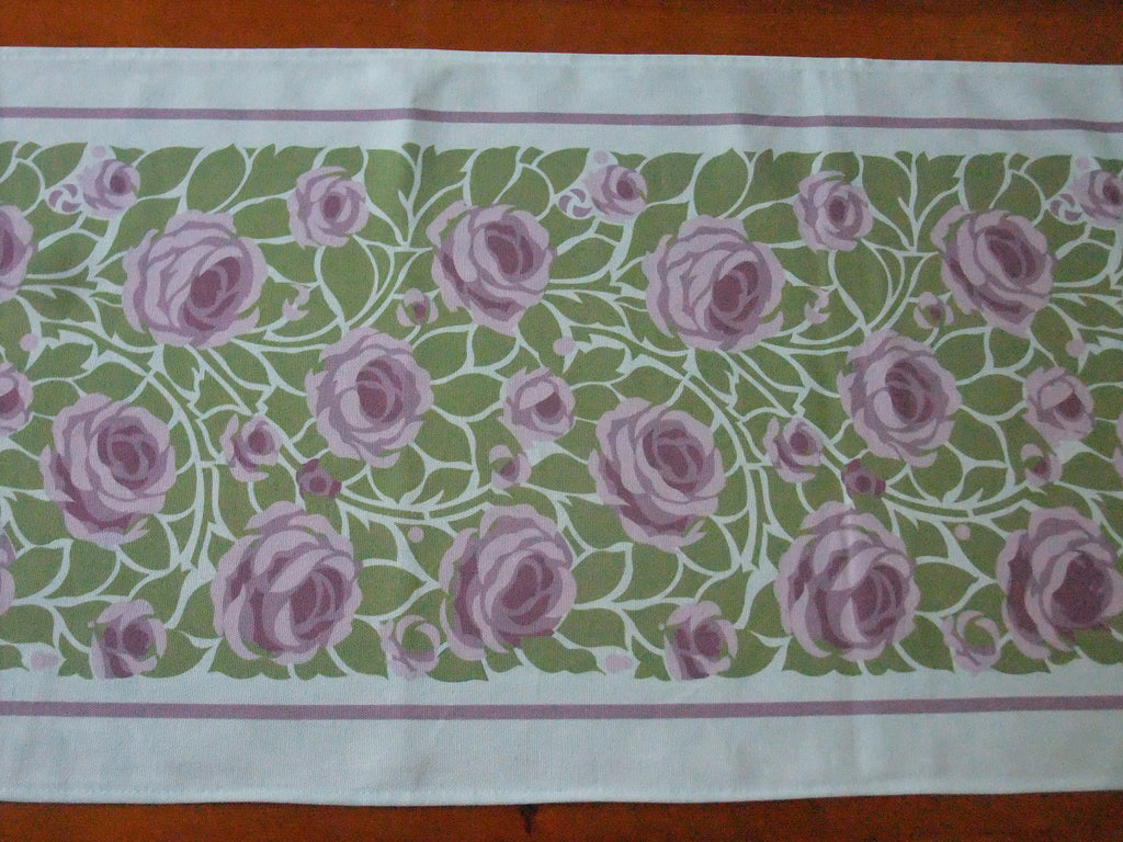Tischläufer, Weg zum Turm, violette Rosen, 40 x 200cm