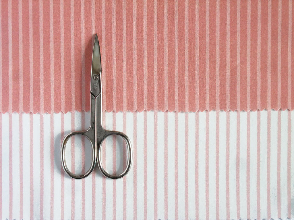 Poplin, fabric by the metre, cotton fabric, organic quality, stripes, salmon-pink, GOTS, lining fabric, woven fabric, shirts, blouse fabric, traditional costumes, patchwork dirndl