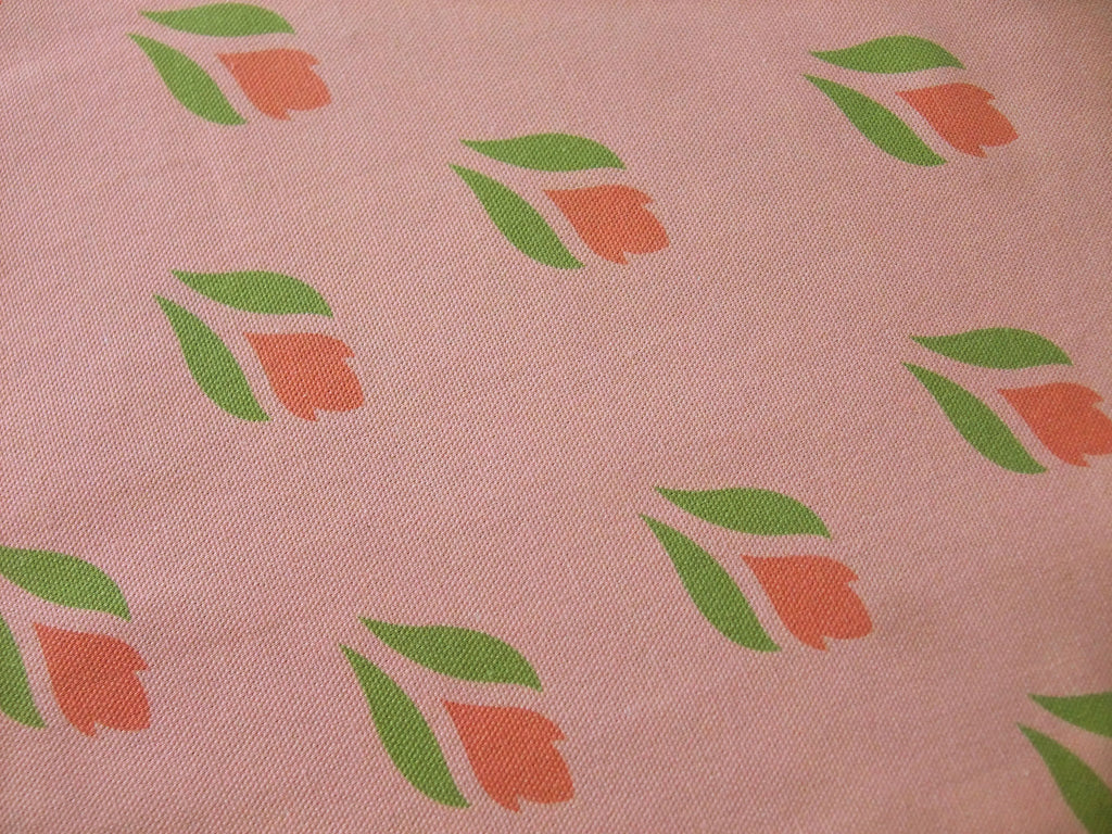 Square tablecloth, pink/light red, crocus design, Easter, spring pattern, 110 x 110 cm or 155 x 155 cm