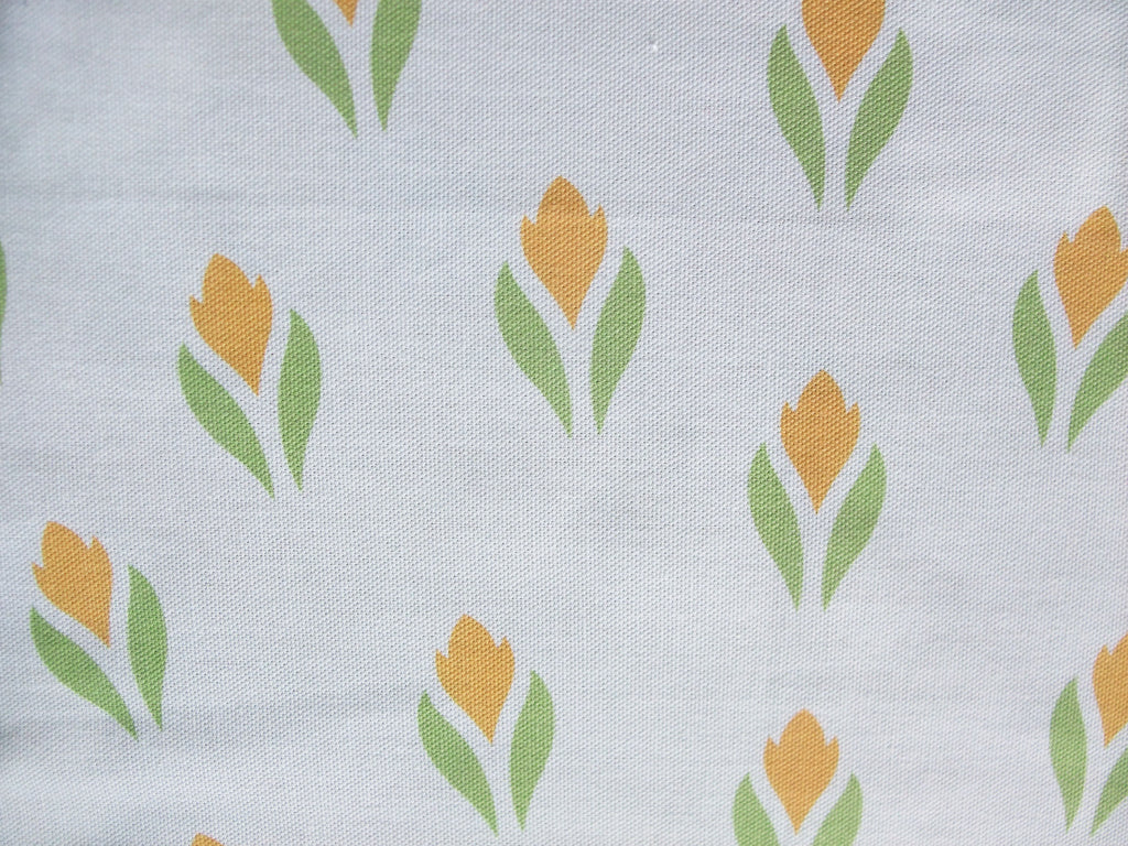 Square tablecloth, white/yellow, crocus design, Easter, spring, garden, 110 x 110 cm or 155 x 155 cm