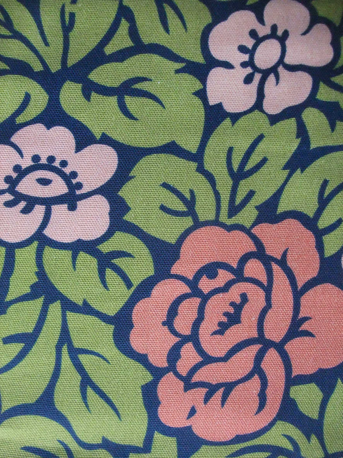Kissenhülle mit Rosenmuster, grün-rosa, Baumwolle, mit Reißverschluß, 50x50cm